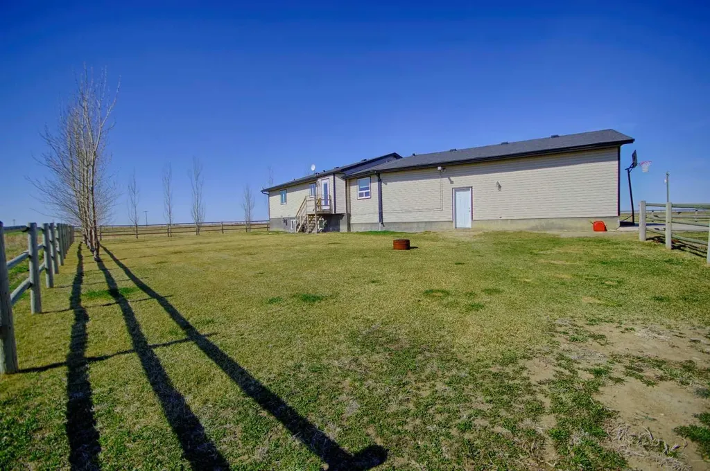 142081 Rr 192 Rural Taber M.d. Of AB T0K 0V0