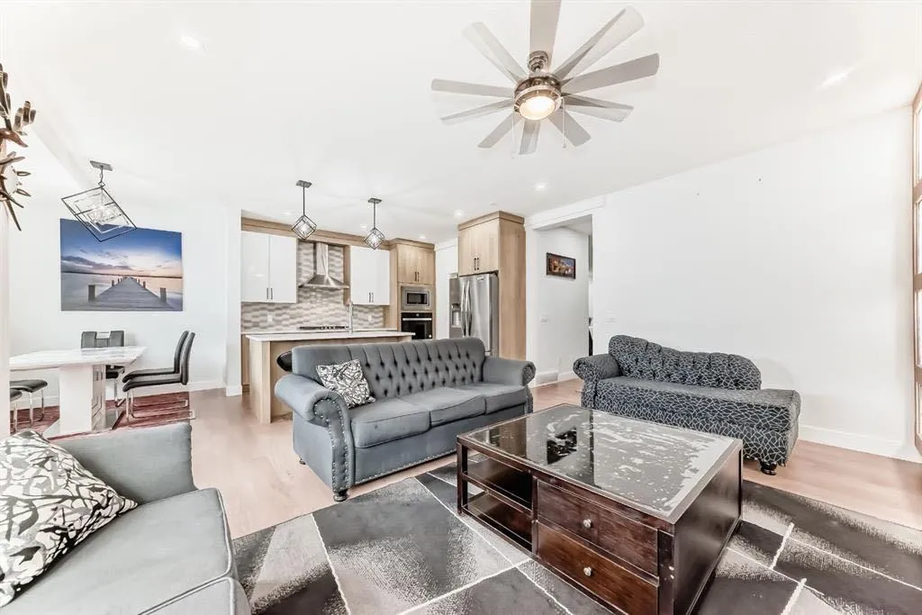 127 Saddlecrest Grove NE Calgary AB T3J2K3