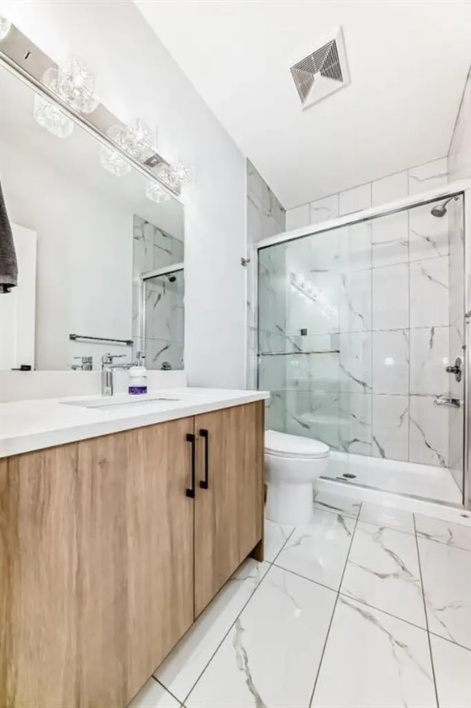 127 Saddlecrest Grove NE Calgary AB T3J2K3