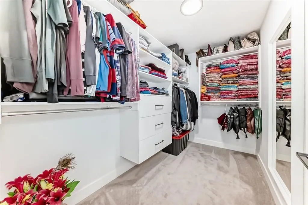 127 Saddlecrest Grove NE Calgary AB T3J2K3