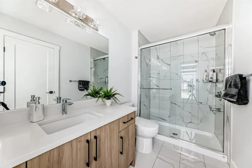 127 Saddlecrest Grove NE Calgary AB T3J2K3