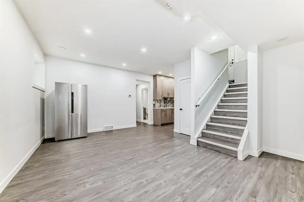 127 Saddlecrest Grove NE Calgary AB T3J2K3