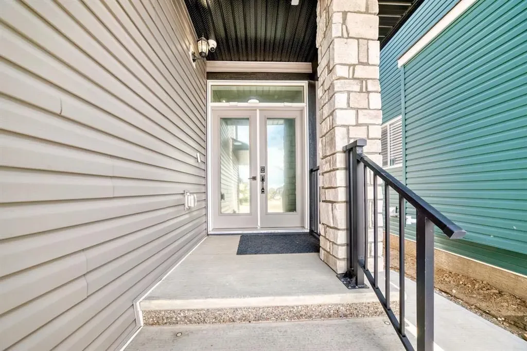 127 Saddlecrest Grove NE Calgary AB T3J2K3