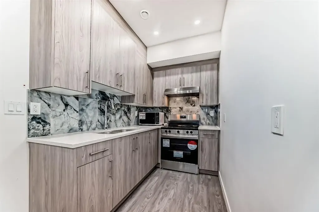127 Saddlecrest Grove NE Calgary AB T3J2K3
