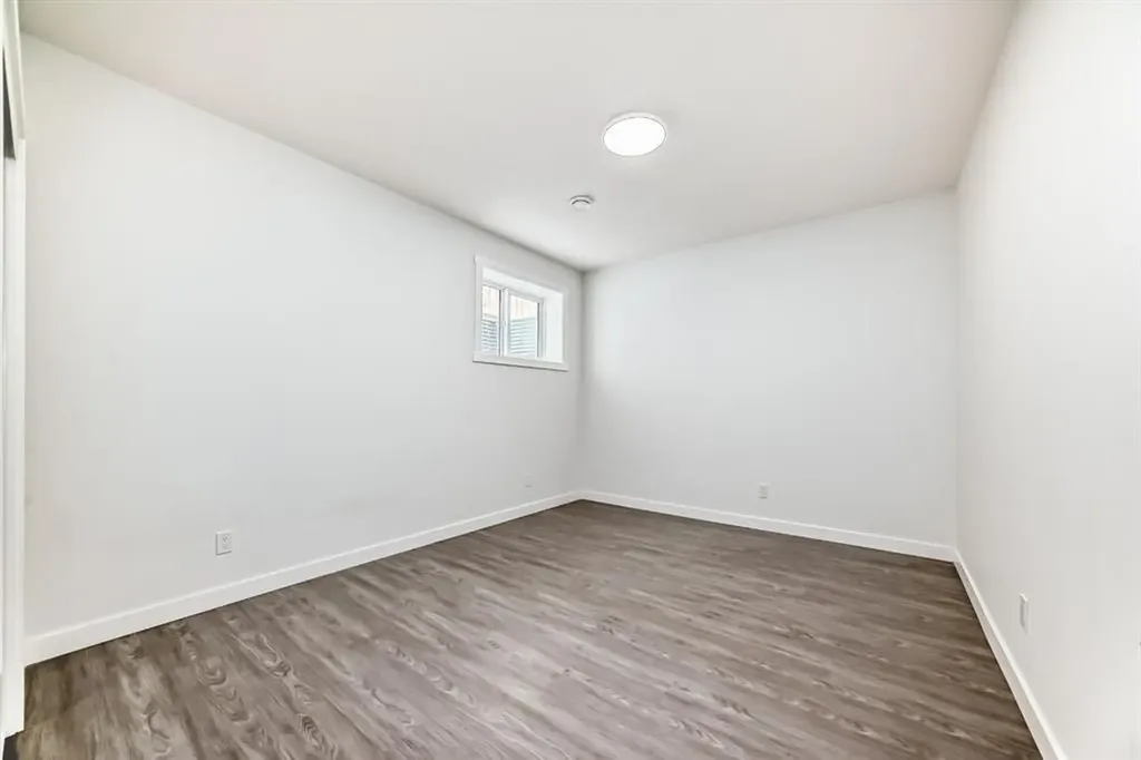 127 Saddlecrest Grove NE Calgary AB T3J2K3