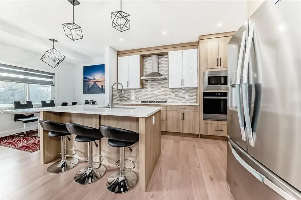 127 Saddlecrest Grove NE Calgary AB T3J2K3