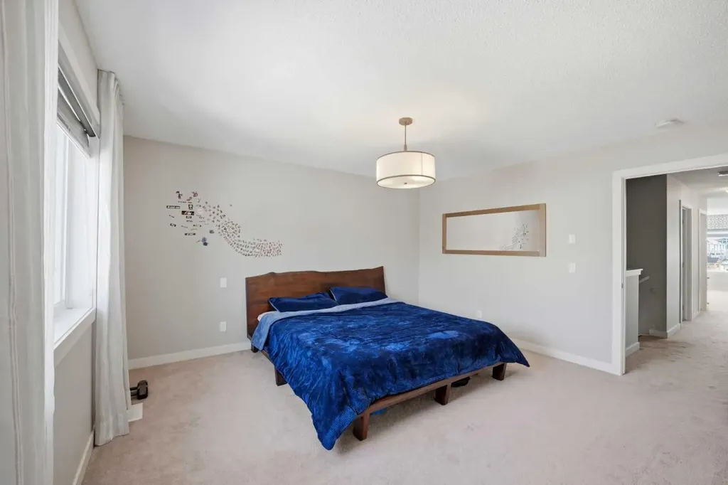 21 Savanna Green NE Calgary AB T3J0V9