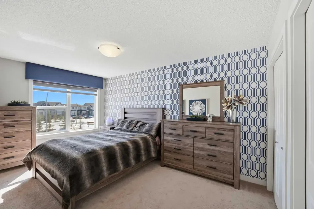 21 Savanna Green NE Calgary AB T3J0V9