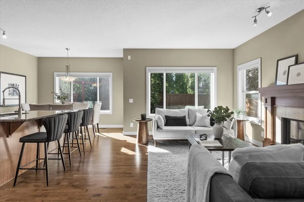 133 Sage Valley Close NW Calgary AB T3R 0E3
