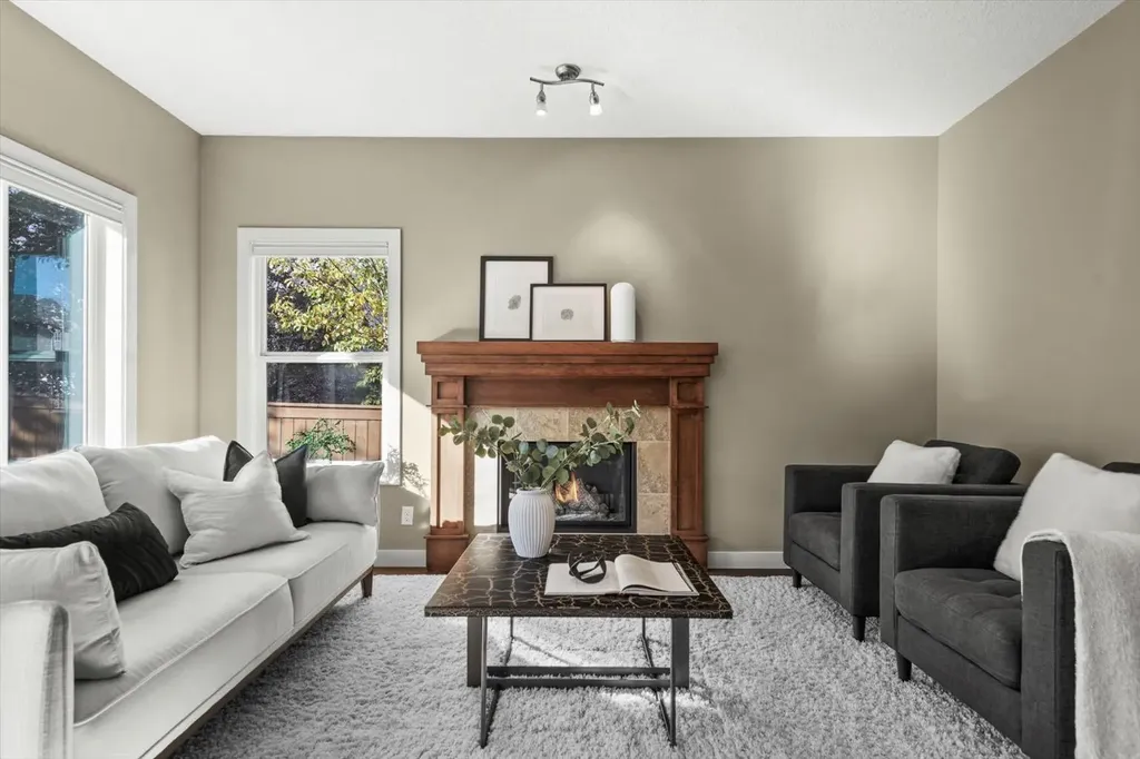 133 Sage Valley Close NW Calgary AB T3R 0E3