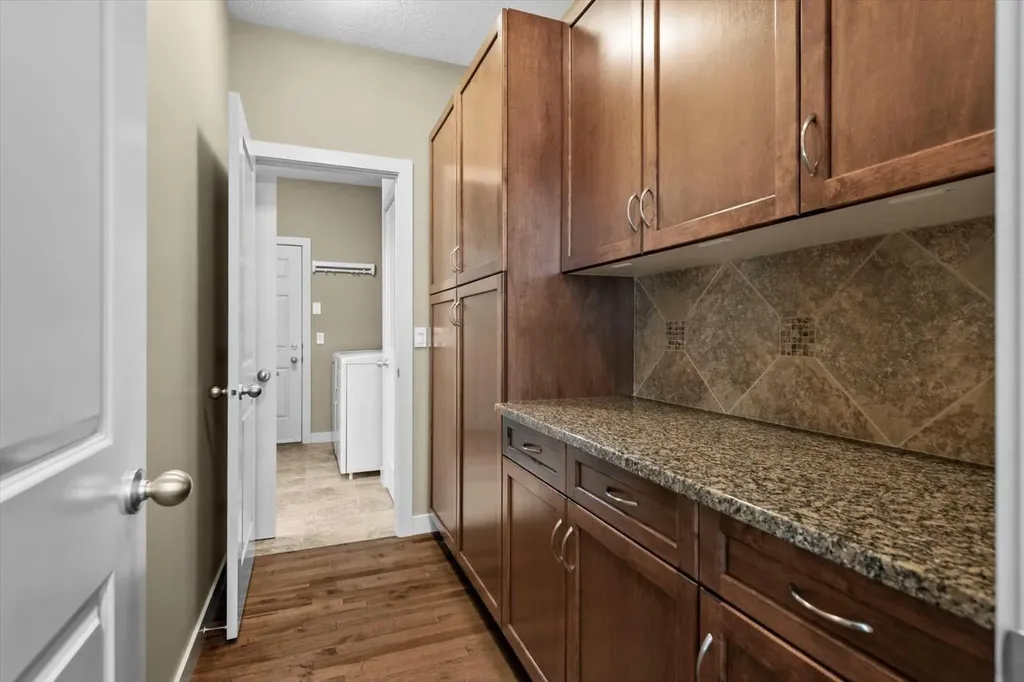 133 Sage Valley Close NW Calgary AB T3R 0E3