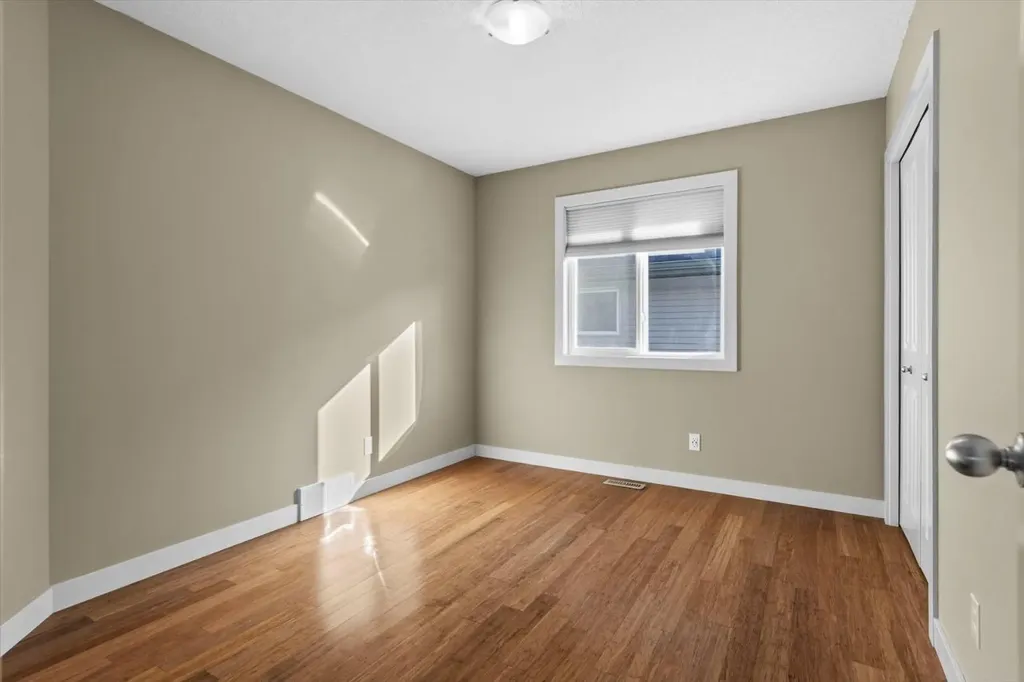 133 Sage Valley Close NW Calgary AB T3R 0E3