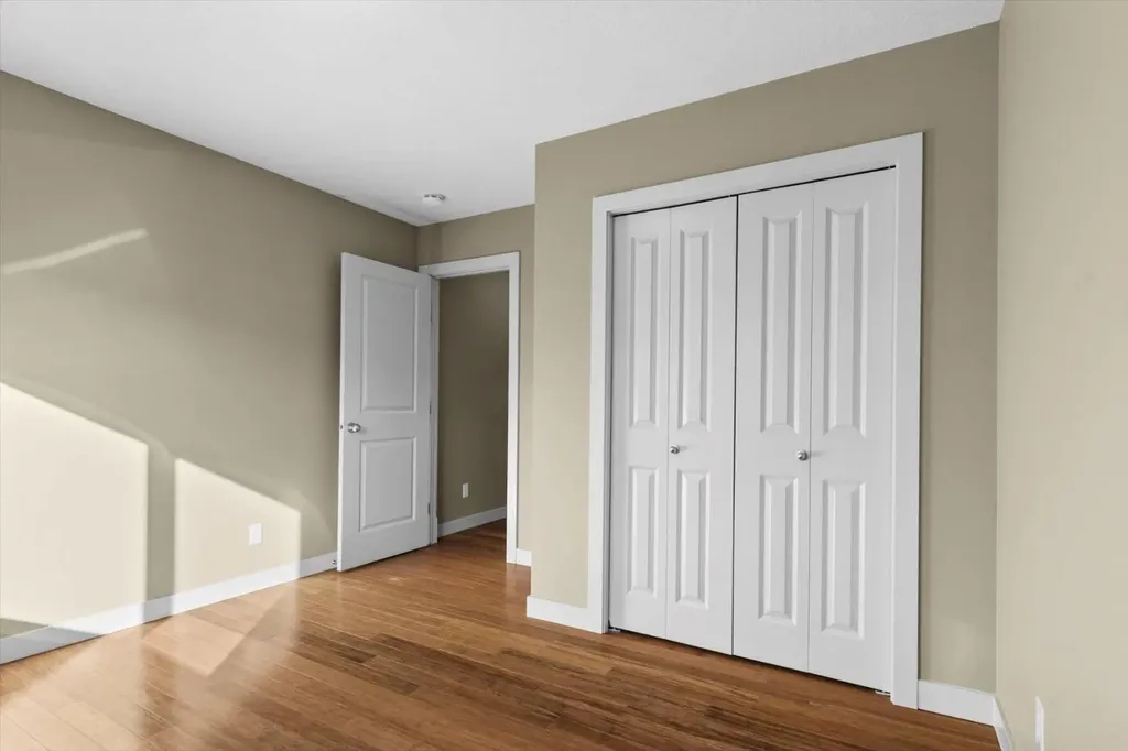 133 Sage Valley Close NW Calgary AB T3R 0E3