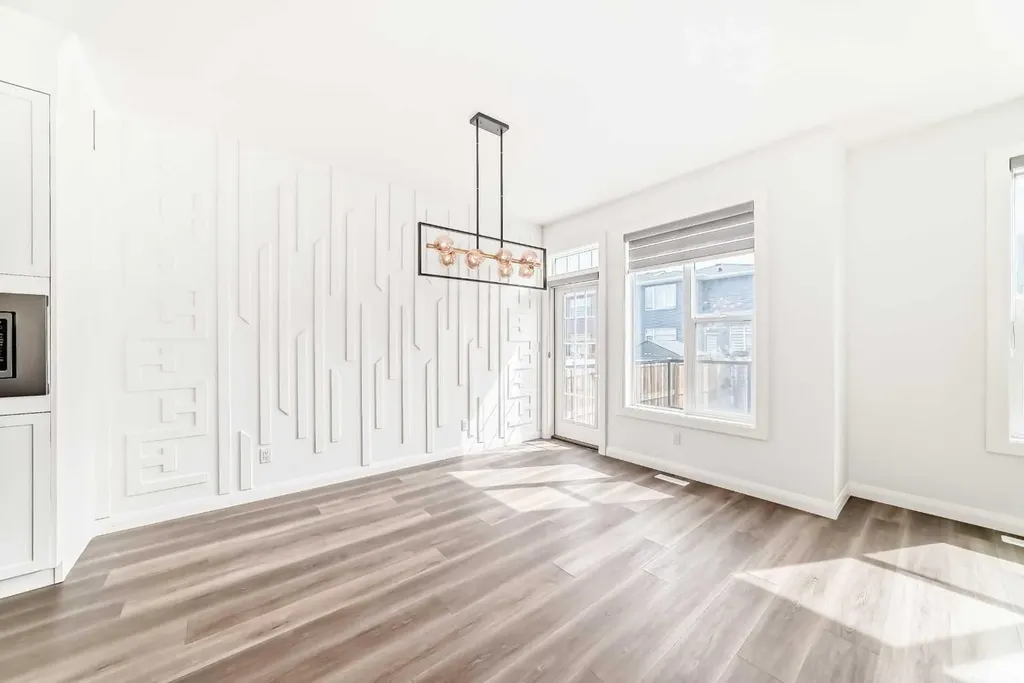 84 Evansfield Close NW Calgary AB T3P 1V7
