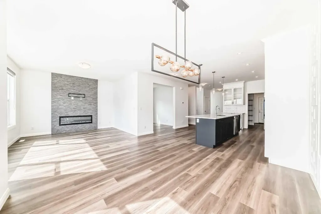 84 Evansfield Close NW Calgary AB T3P 1V7