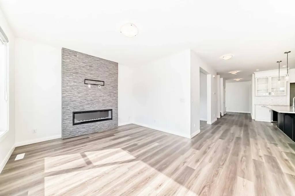 84 Evansfield Close NW Calgary AB T3P 1V7