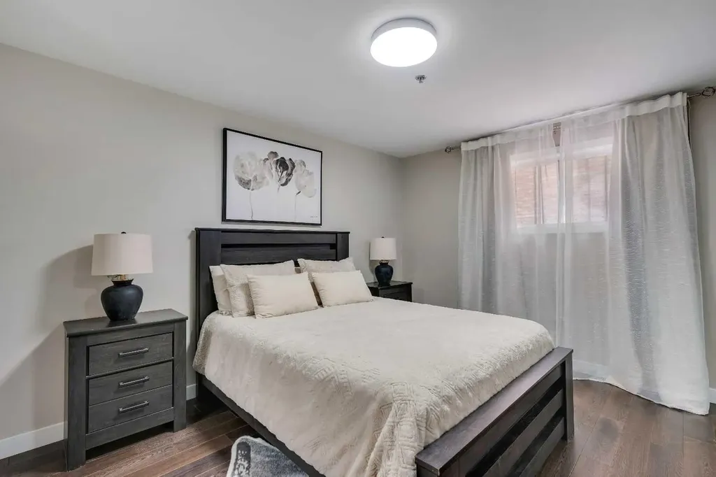 916 19 Avenue SW Calgary AB T2T 0H7