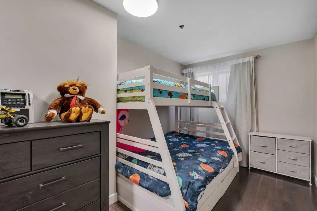 916 19 Avenue SW Calgary AB T2T 0H7