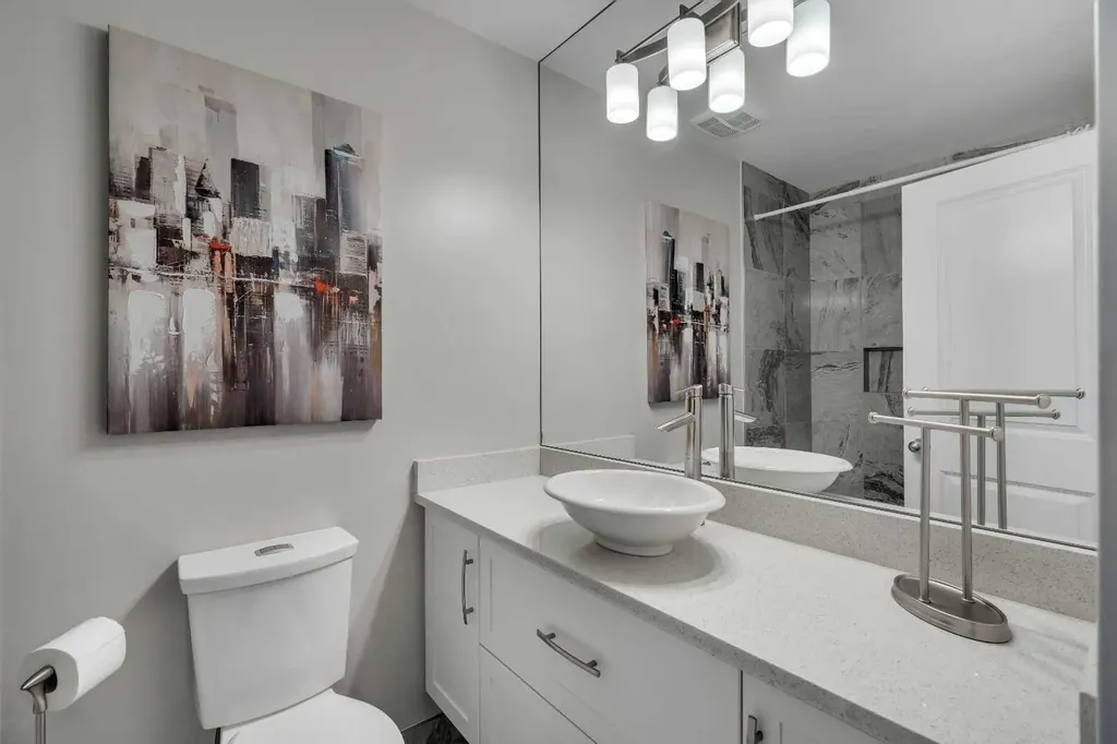 916 19 Avenue SW Calgary AB T2T 0H7