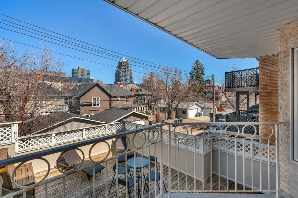 916 19 Avenue SW Calgary AB T2T 0H7