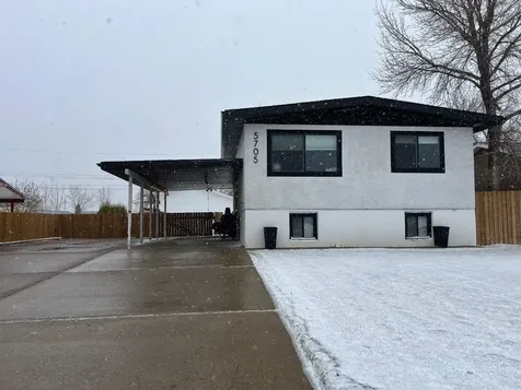 5705 57 Street Taber AB T1G1L1