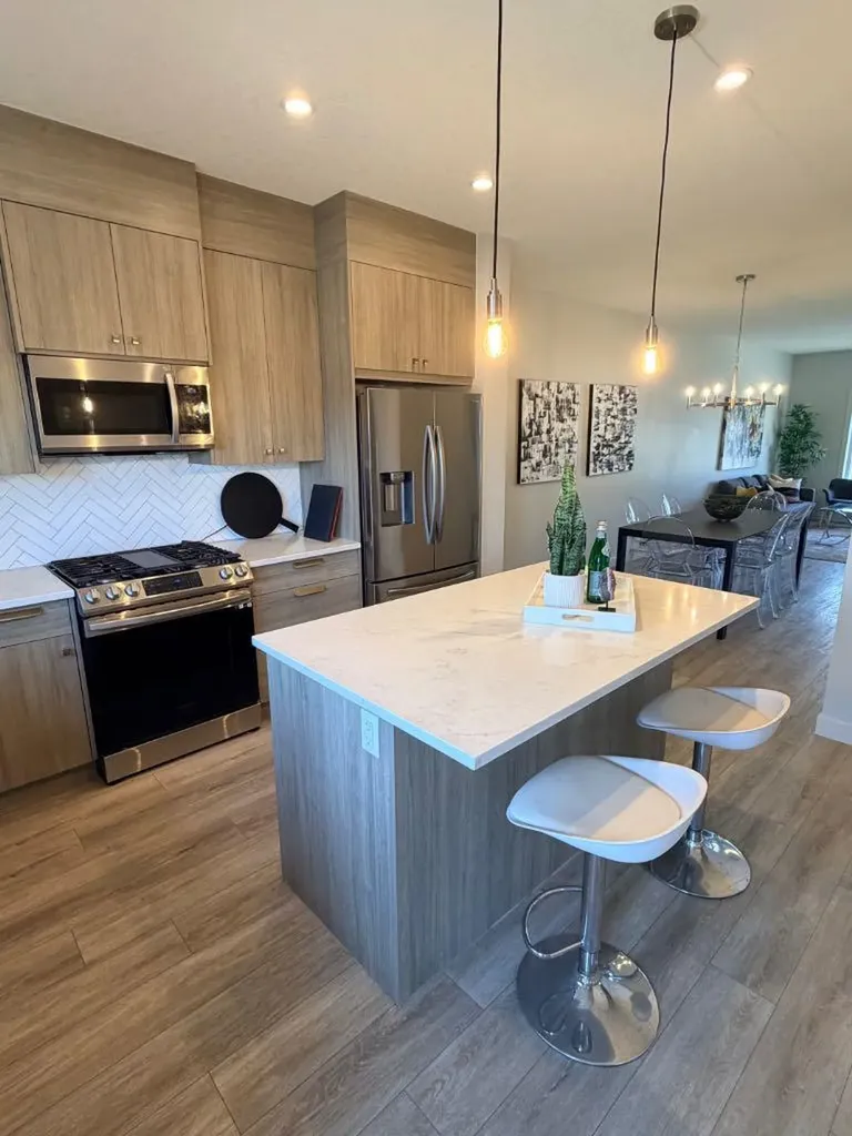 224 River Heights Drive Cochrane AB T4C2T8