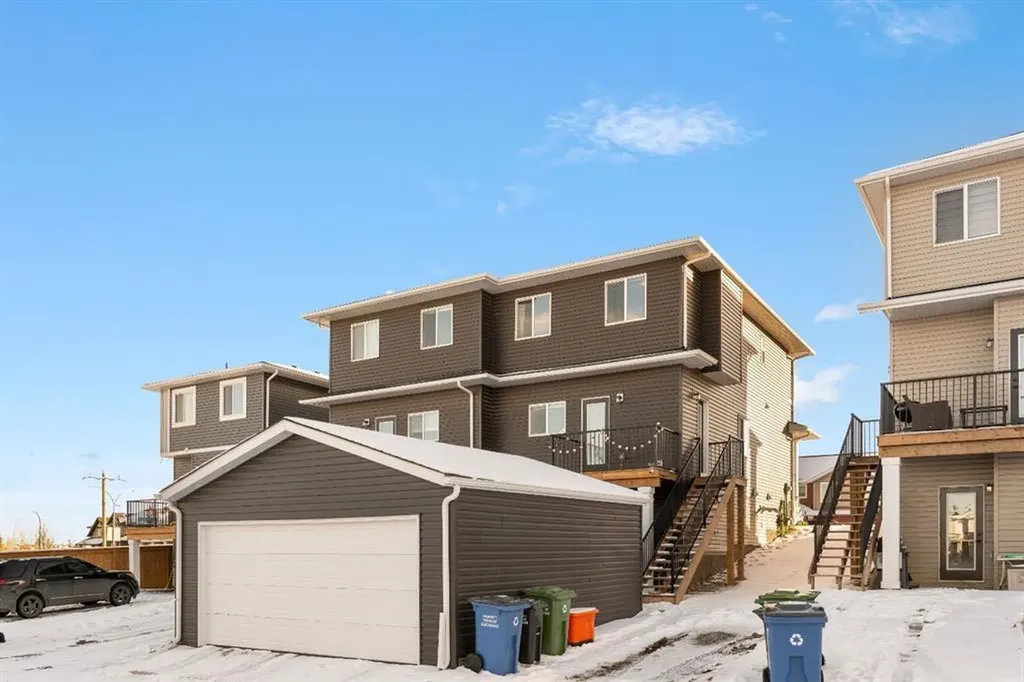 224 River Heights Drive Cochrane AB T4C2T8