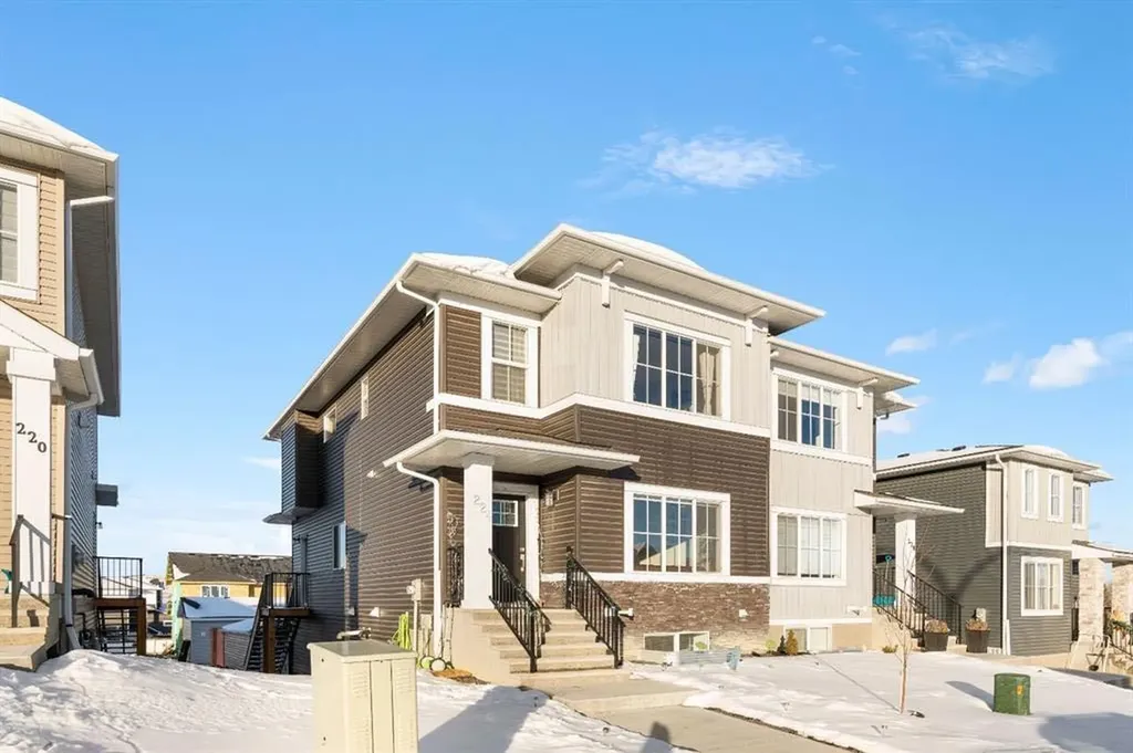 224 River Heights Drive Cochrane AB T4C2T8