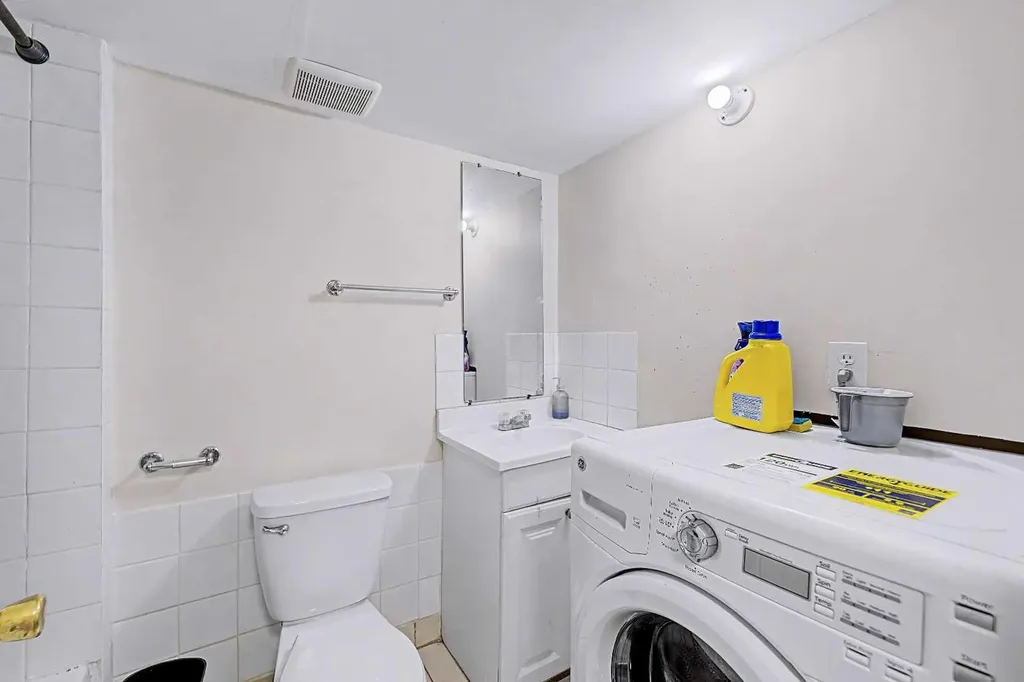 48 Whitworth Way NE Calgary AB T1Y 6A8