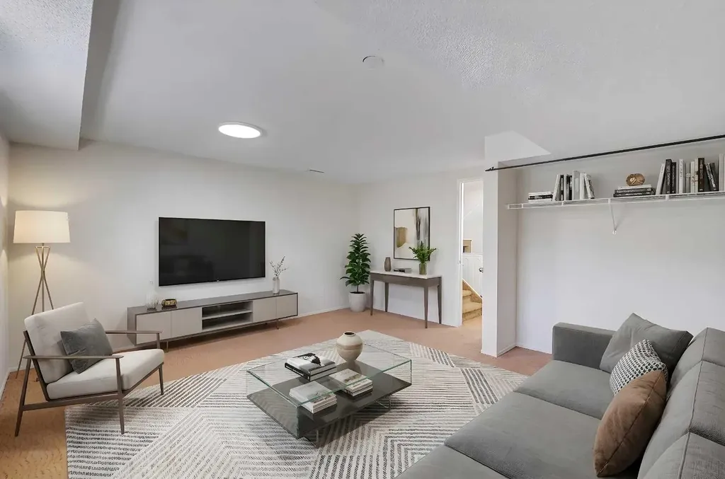 48 Whitworth Way NE Calgary AB T1Y 6A8