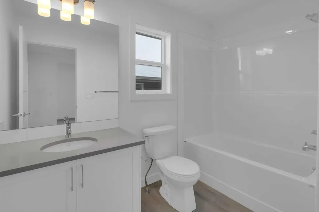 1321 South Point Parade SW Airdrie AB T4B 0Y7