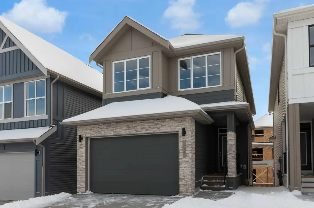 1321 South Point Parade SW Airdrie AB T4B 0Y7