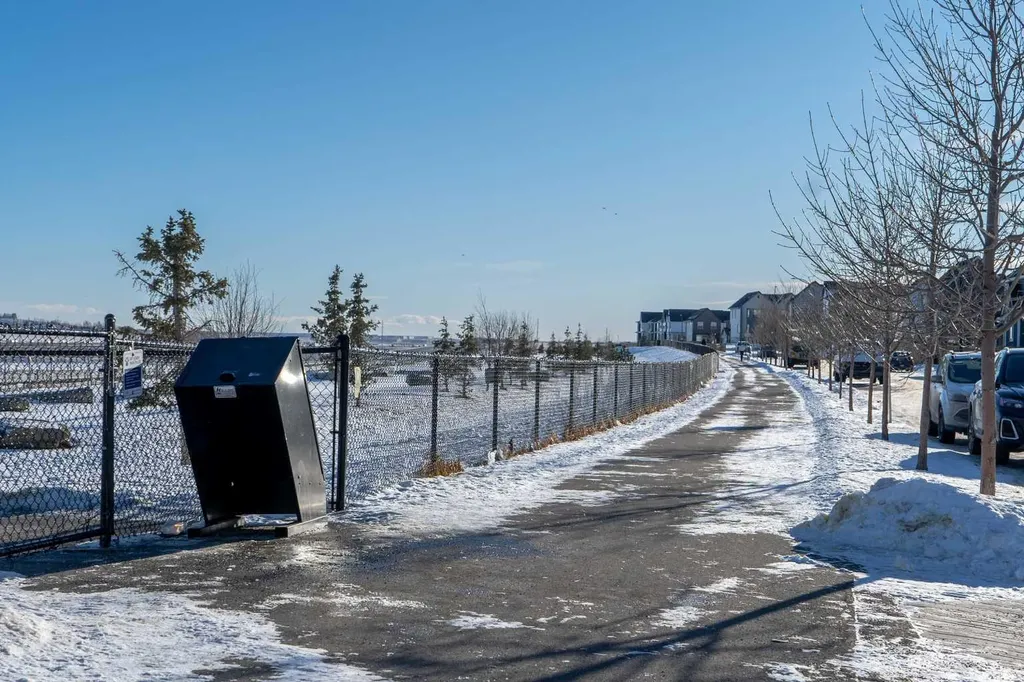 1321 South Point Parade SW Airdrie AB T4B 0Y7