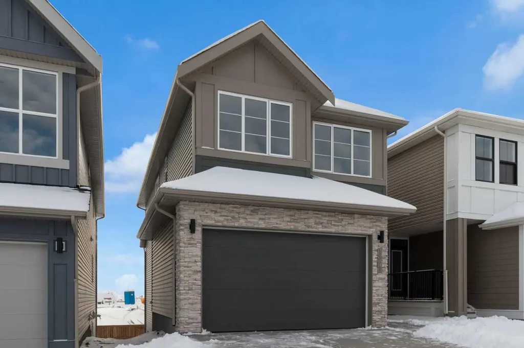 1321 South Point Parade SW Airdrie AB T4B 0Y7