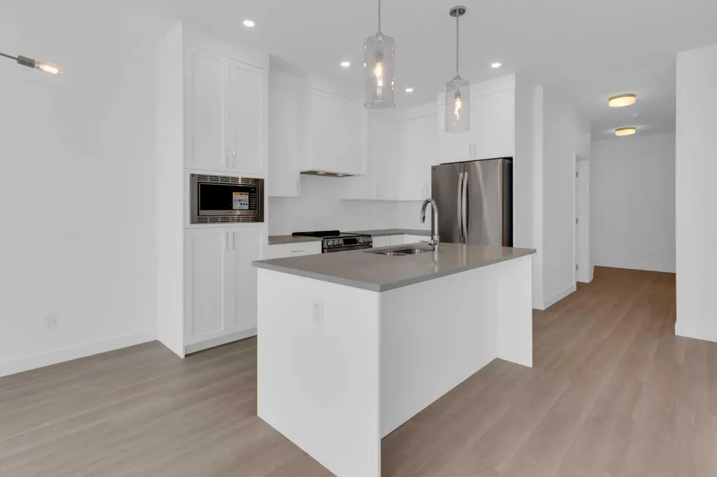 1321 South Point Parade SW Airdrie AB T4B 0Y7