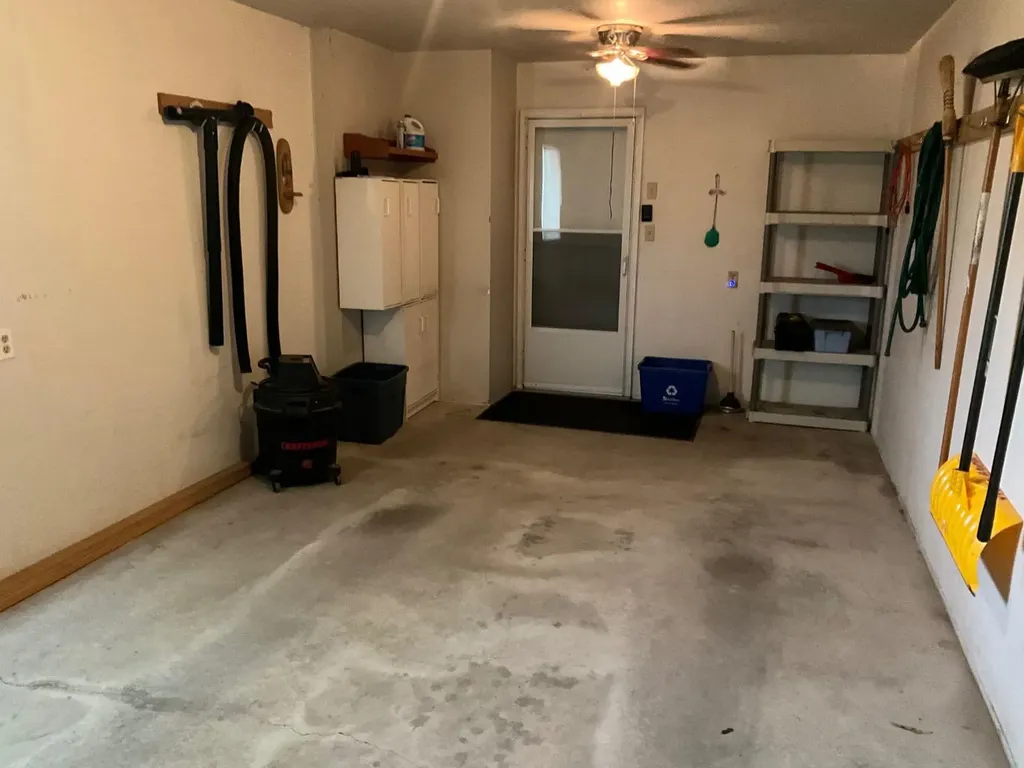 35 Ellis Street Red Deer AB T4R 2C8