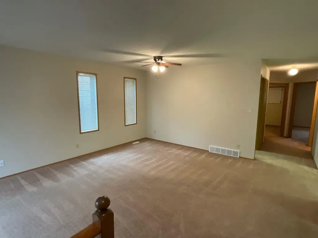 35 Ellis Street Red Deer AB T4R 2C8