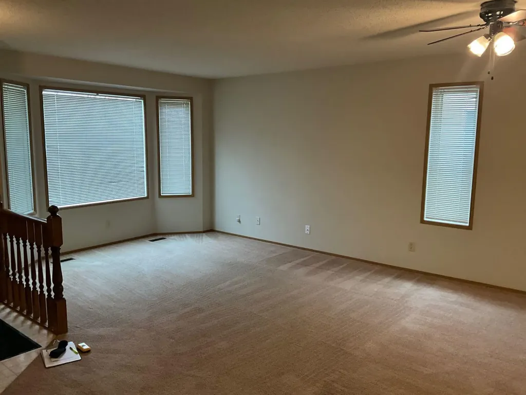 35 Ellis Street Red Deer AB T4R 2C8