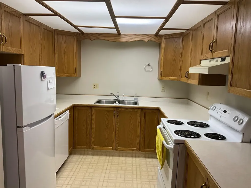 35 Ellis Street Red Deer AB T4R 2C8
