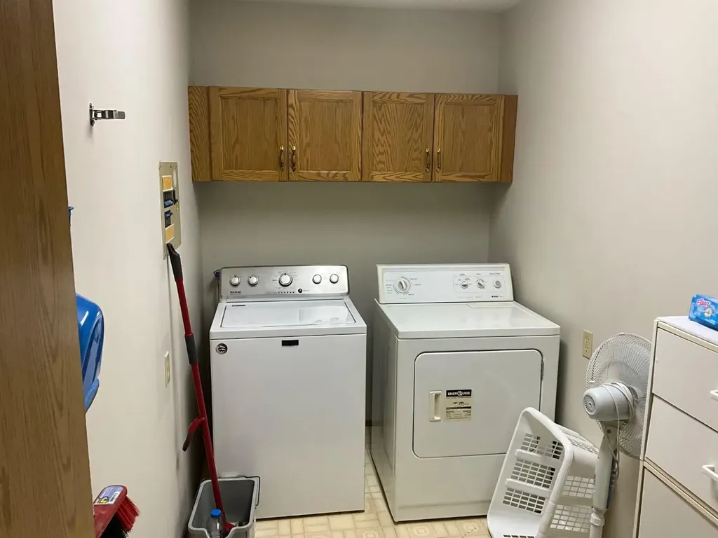 35 Ellis Street Red Deer AB T4R 2C8