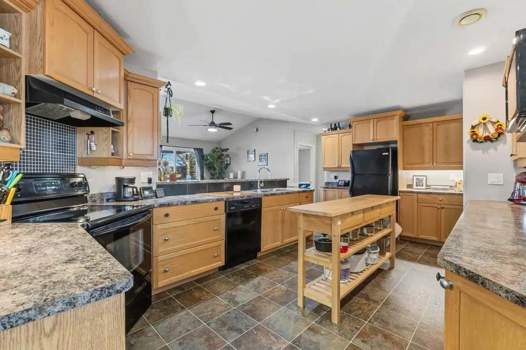 124080 Township Road 593a Rural Woodlands County AB T7S 1P2