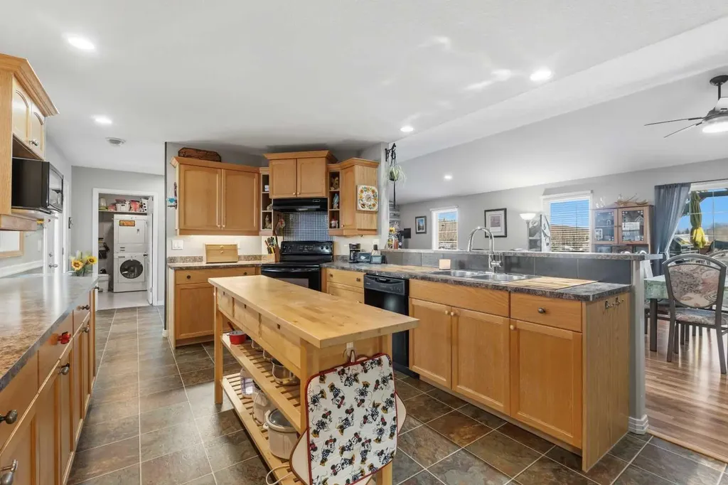 124080 Township Road 593a Rural Woodlands County AB T7S 1P2