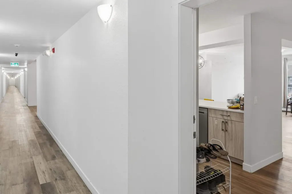6118 80 Avenue NE Calgary AB T3J0S6
