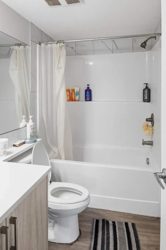 6118 80 Avenue NE Calgary AB T3J0S6