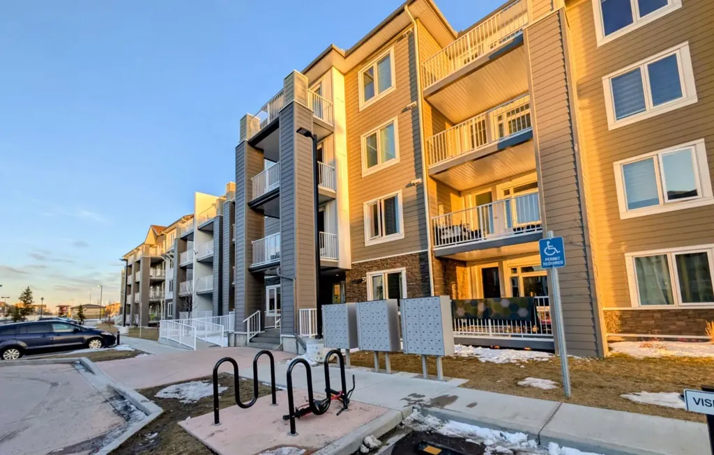 6118 80 Avenue NE Calgary AB T3J0S6