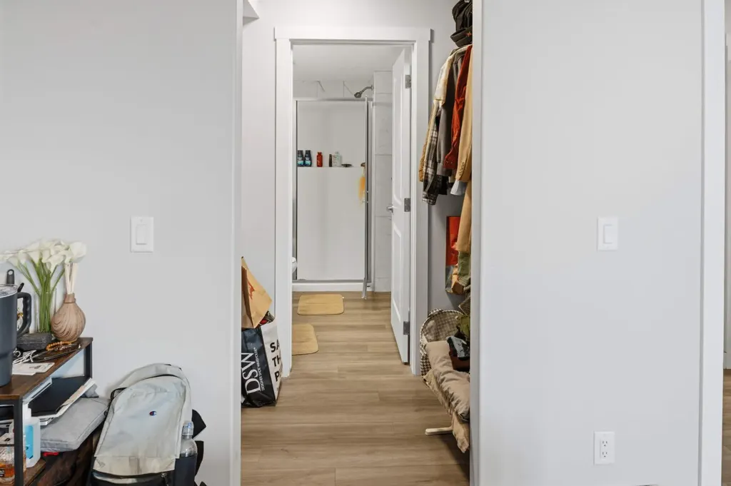 6118 80 Avenue NE Calgary AB T3J0S6