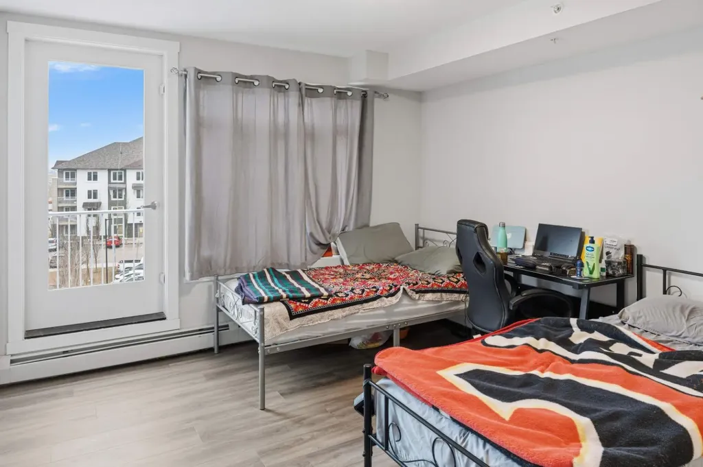 6118 80 Avenue NE Calgary AB T3J0S6