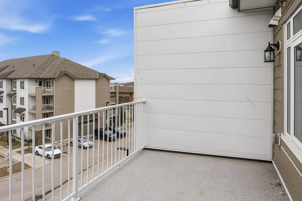 6118 80 Avenue NE Calgary AB T3J0S6