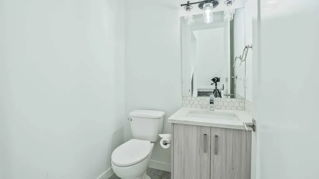 1025 Iron Landing Way Crossfield AB T0M 0S0