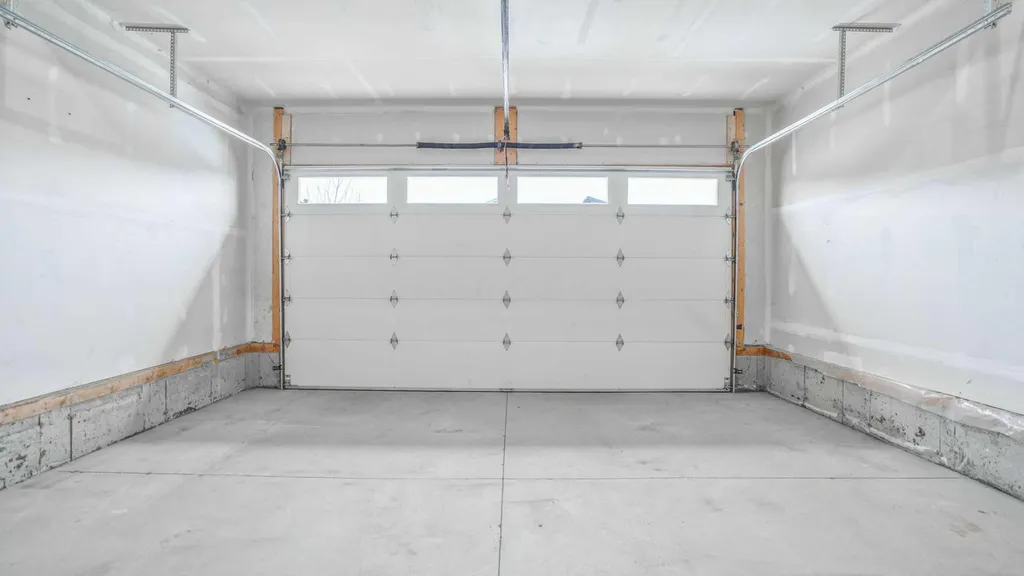 1025 Iron Landing Way Crossfield AB T0M 0S0